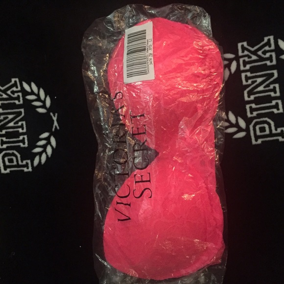 NWT VS PINK LACE RACERBACK PUSH UP BRALETTE - L1 - Picture 2 of 2