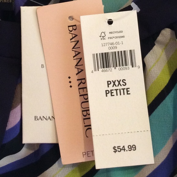 🌸Gorgeous Chevron Sheer Top🌸 - Picture 3 of 4