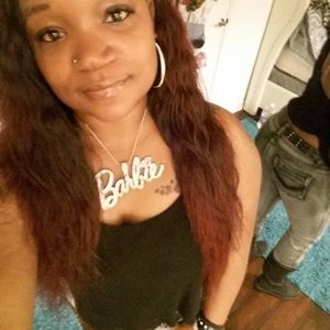 Meet your Posher, Ella