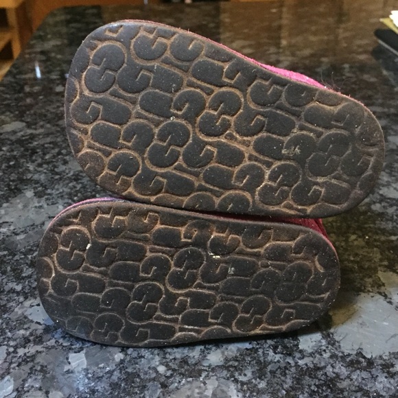 Toddler Girl Ugg Boots - Picture 4 of 4