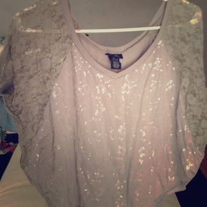 Rue 21 adorable top!!