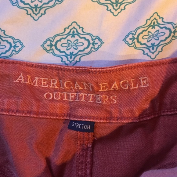 AEO  hi-rise festival shorts - Picture 2 of 3