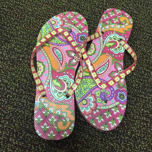 Vera Bradley flip flops