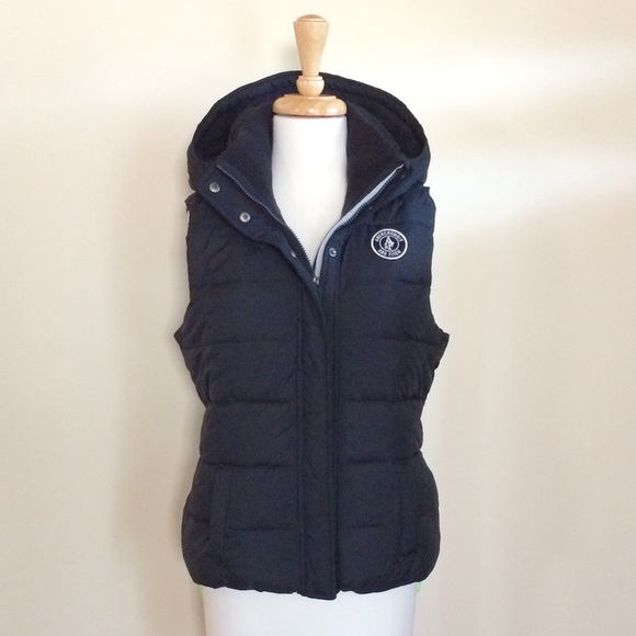 Abercrombie & Fitch Jackets & Blazers - ABERCROMBIE & FITCH Premium Hooded Puffer Vest