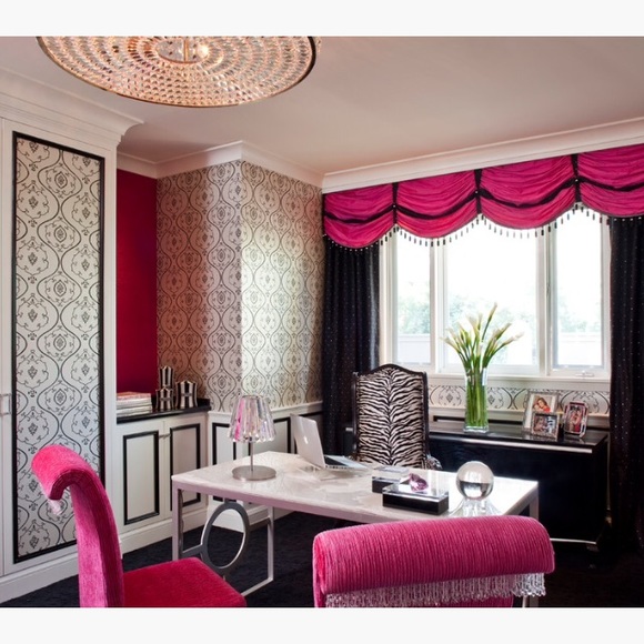 Meet your Posher, Angela