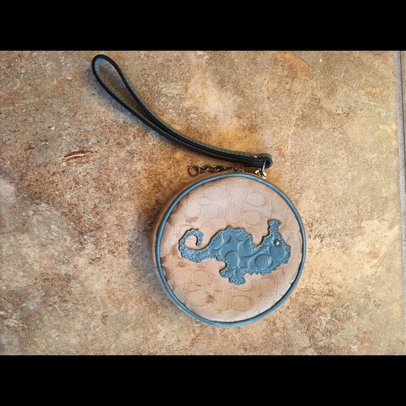 Authentic coach seahorse wristlet. So cute!