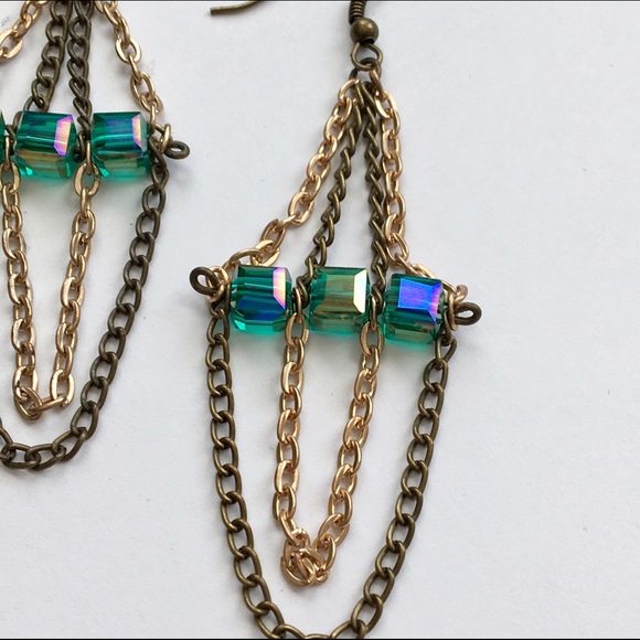 Handmade Crystal & Chain Earrings ~made with❤️ - Picture 2 of 3