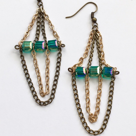 Handmade Crystal & Chain Earrings ~made with❤️ - Picture 3 of 3