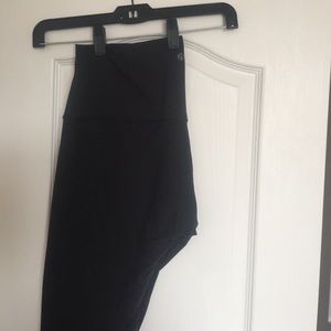 Lululemon black leggings