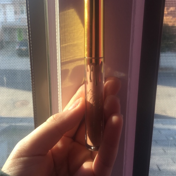 Kylie lip kit, exposed birthday edition, rare