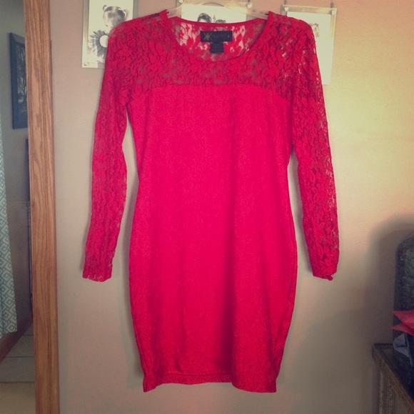 Red bodycon Kim Kardashian dress