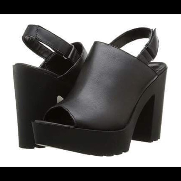 Steve Madden Teqila Women US 8.5 (Just used once)