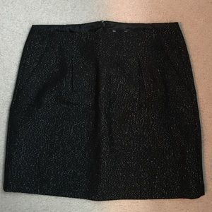 Gap skirt