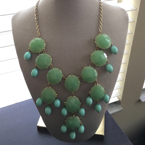 🌟NWOT🌟 Blue bubble Statement Necklace