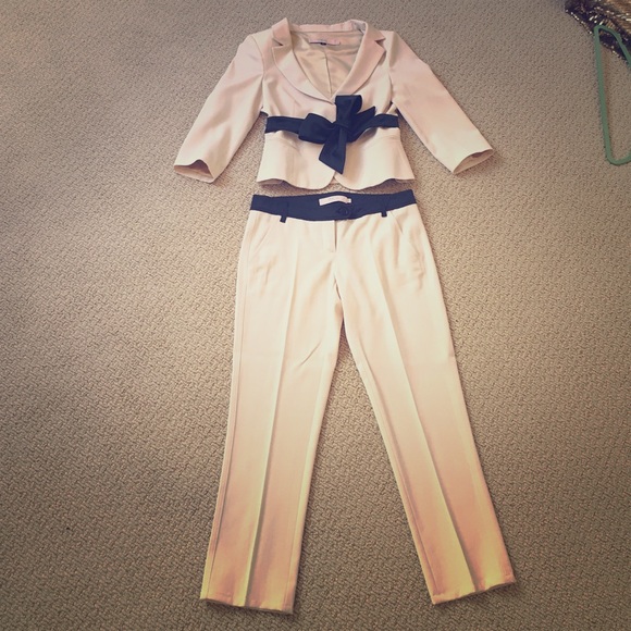 DISCOUNTED** Red Valentino Capri Pant Suit