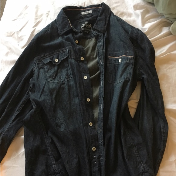 Express button down
