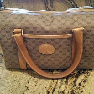 Petite Vintage Gucci bag