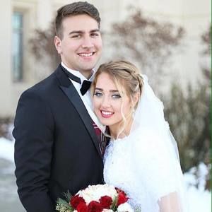 Meet your Posher, Logan