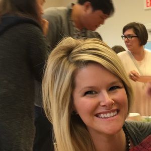 Meet your Posher, Christina