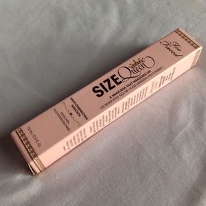 Queen size mascara by Too Faced