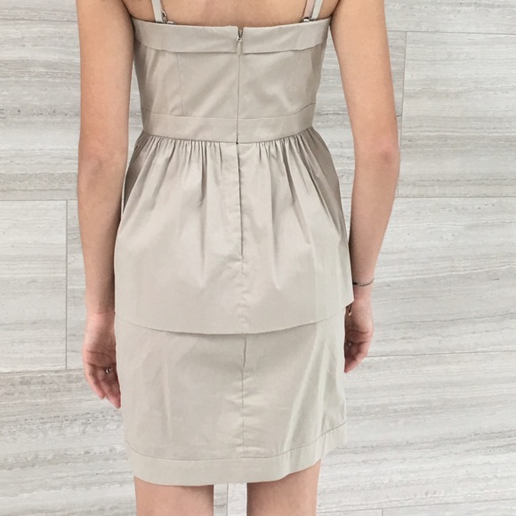 BCBG PRETTY DRESS SIZE 2 - Picture 2 of 3