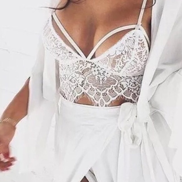 ❤️CLEARANCE Lace Fancy Bralette - Picture 2 of 4