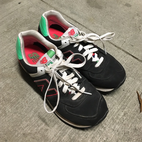 Women's new balance 574 sneakers 7.5