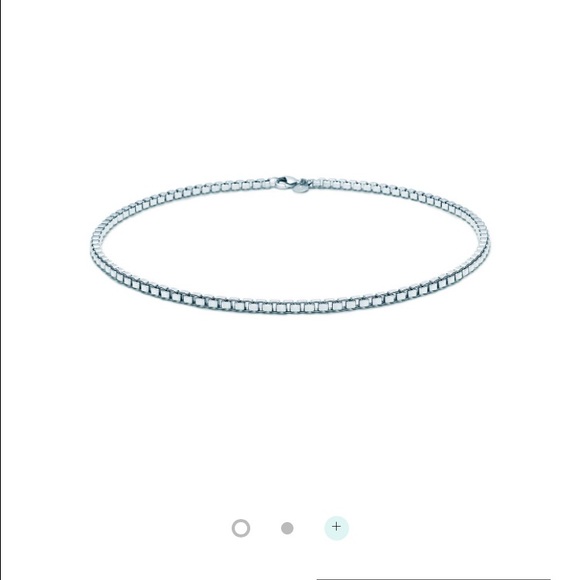 SOLD!! Tiffany & Co Venetian Link Necklace