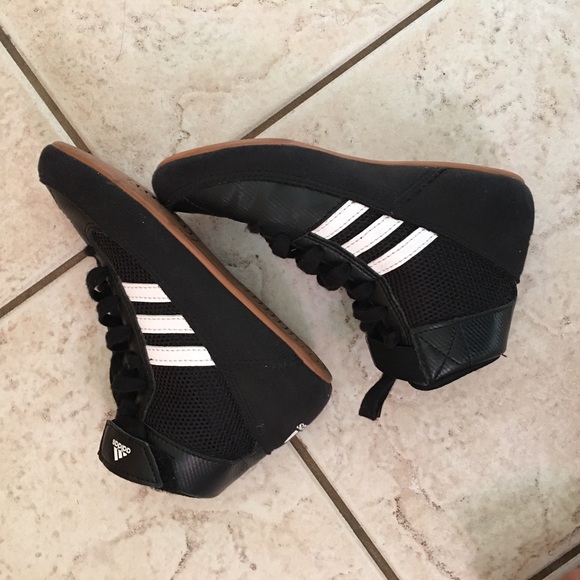 EUC adidas kids box shoes SZ 12 K - Picture 2 of 4