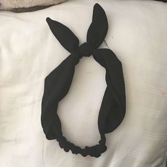 Brandy Melville Headband