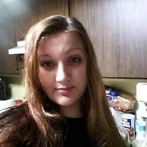 Meet your Posher, Stephanie elise