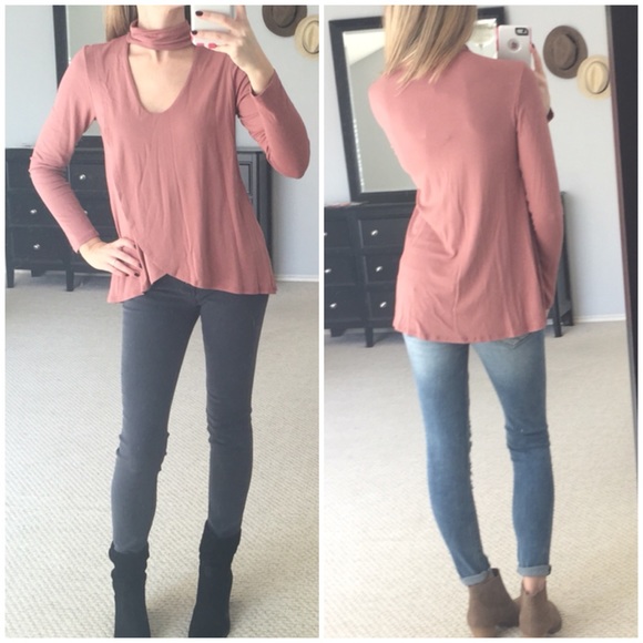 LAST ITEM▫️Rose Choker Long Sleeve - Picture 2 of 4