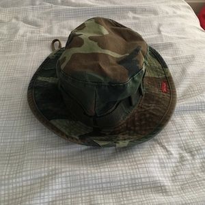 Camo bucket hat