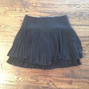 Nanette Lepore black skirt NWT size 4