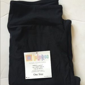 LuLaRoe Solid Black OS Legging NWT