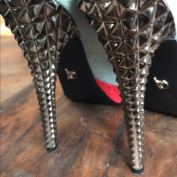 RACHEL Rachel Roy Platform Studded Heel