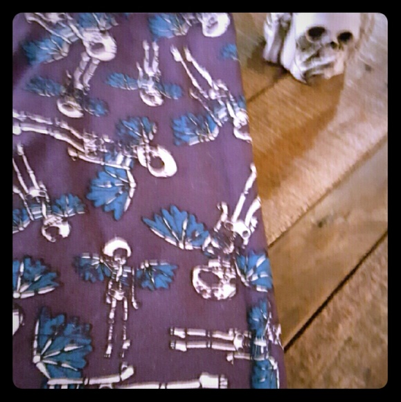LuLaRoe HALLOWEEN angel skeletons leggings
