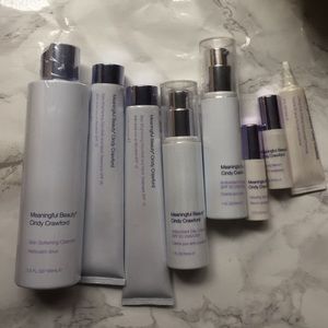 NEW Cindy Crawford Meaningful Beauty Skincare