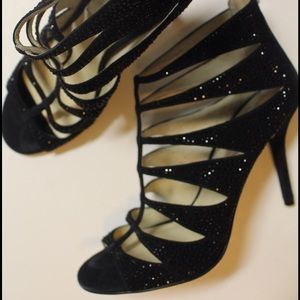 Michael Kors Jeweled stone gladiator sandal. Sz 9