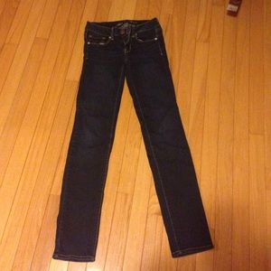 American Eagle Medium Wash Skinny Jeans