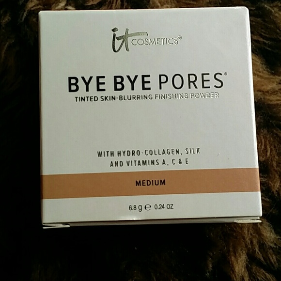 Bye bye pores powder in medium