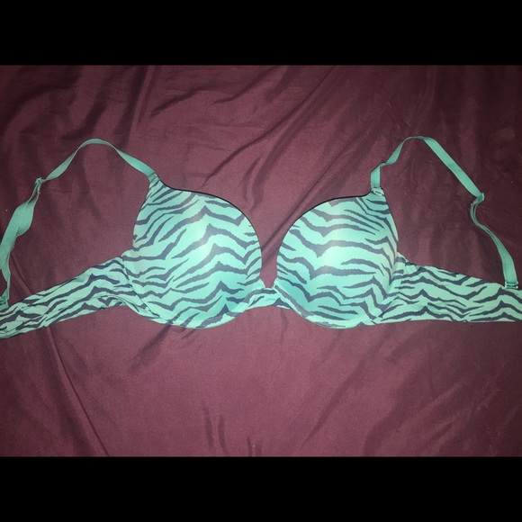 Victoria's Secret PINK Campus PushUp bra 36B