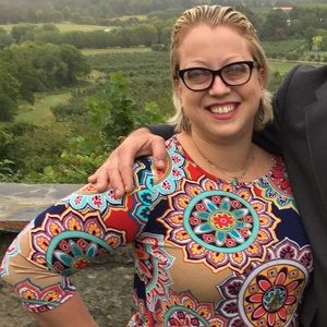 Meet your Posher, Alexis