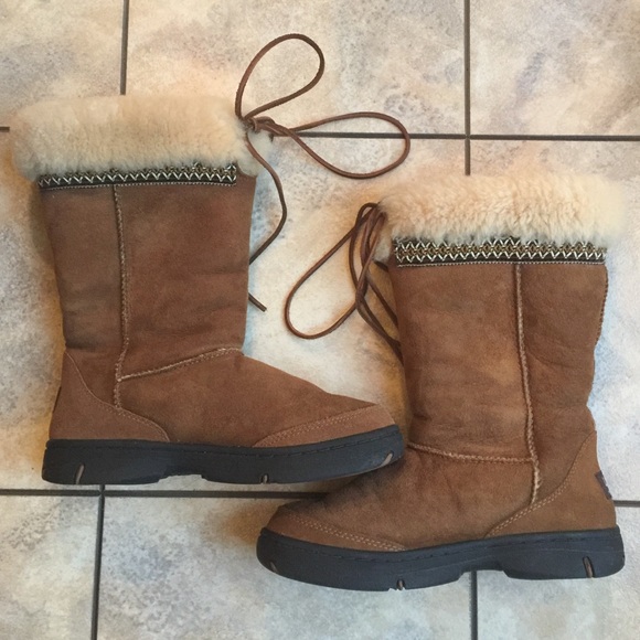 UGG Shoes - ❄️UGG BOOTS