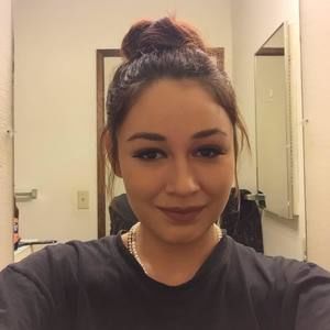 Meet your Posher, Monica