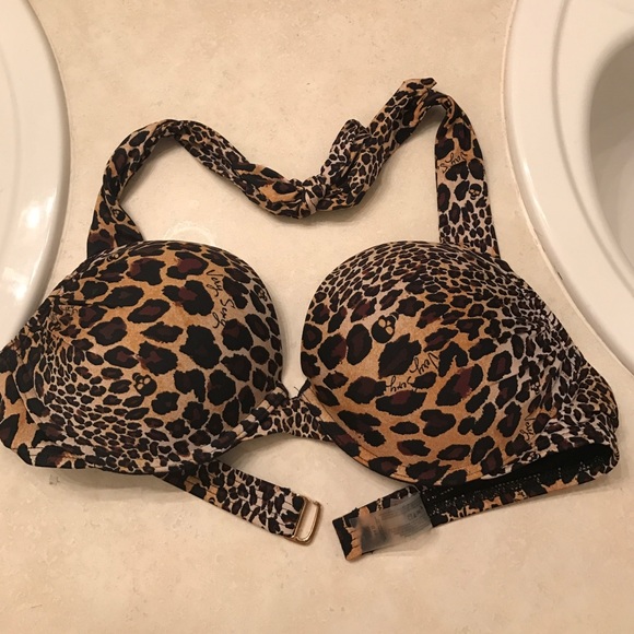 Victoria's Secret swimsuit top, 34B