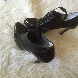 Tahiti heel booties