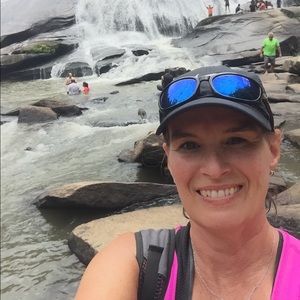 Meet your Posher, Sara