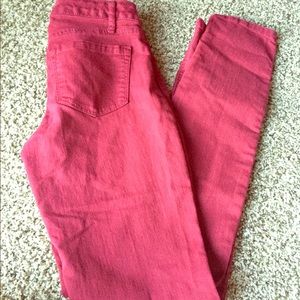Red jegging jeans