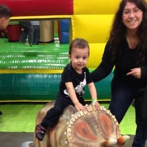 Meet your Posher, Ady